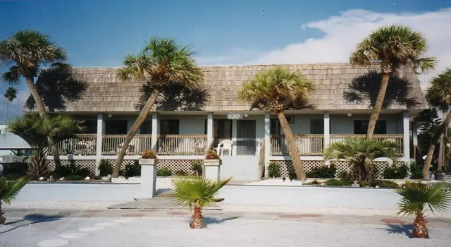 Sabal Palms Inn, Book Hotel Pass-a-Grille Florida