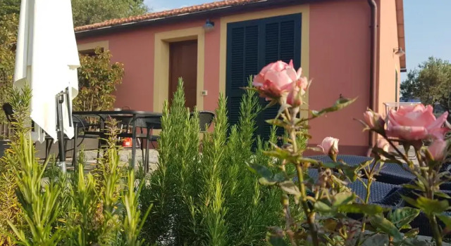 Коттедж c 1 комнатой Villa Caterina