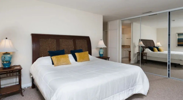 700 East Oceanfront Unit B