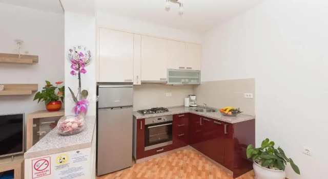 Апартаменты Apartment Ana Chill in Bast