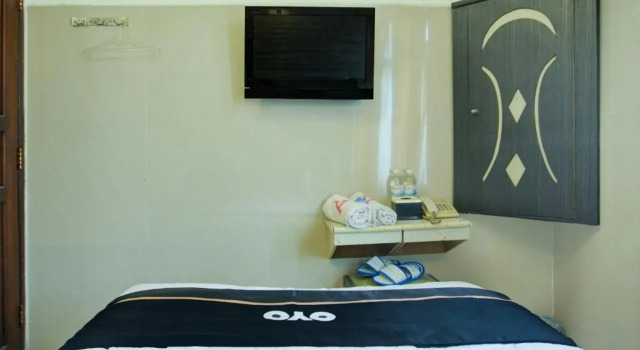 Townhouse Oak Palembang Near Jembatan Ampera Formerly Azzura Hotel, Rezerwuj Hotel Palembang Sumatra