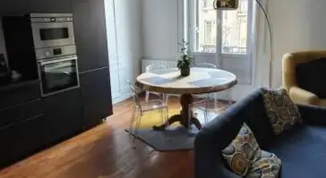 L'Ecu : un Haussmannien accueillant!, Rezerwuj Hotel Reims Champagne