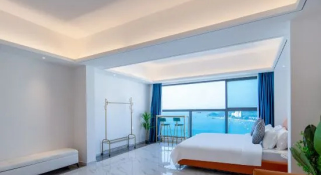 Семейный люкс c 1 комнатой с балконом и рядом с пляжем Xunliao Bay Panoramic Seaview Holiday Apartment