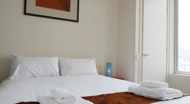 Апартаменты Deluxe c 1 комнатой с балконом Corporate Stayz at Collins