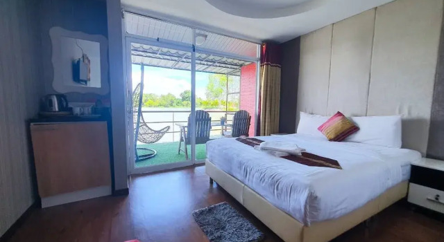 Номер Standard с видом на реку Dreampark resort