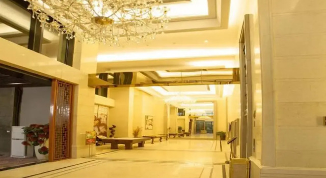 BaiHe International Apartment Hotel