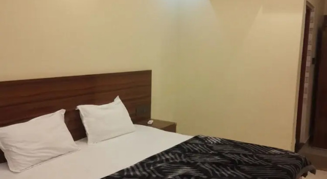 Двухместный номер Economy Siyaram kunj Hotel