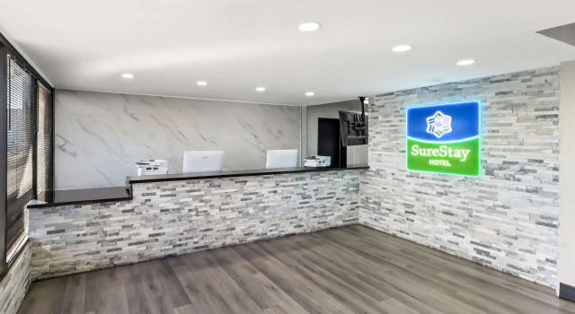 SureStay By Best Western Phoenix Airport, Забронировать Отель Феникс - центр города Финикс, рядом с Celebrity Theatre