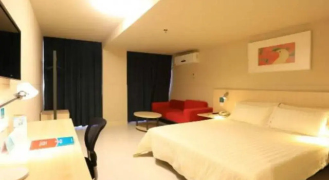 Двухместный номер Business Jinjiang Inn Sanya International Shopping Center Seaview