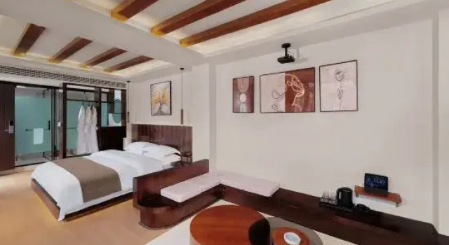 Люкс Waterfront Residence View Garden (Lijiang Ancient City Sifang Street Store)
