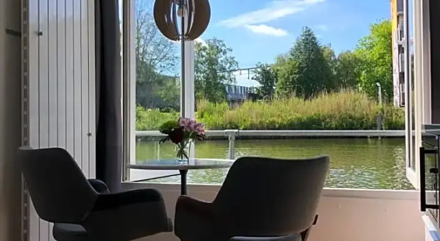 Номер Deluxe Houseboat Amsterdam
