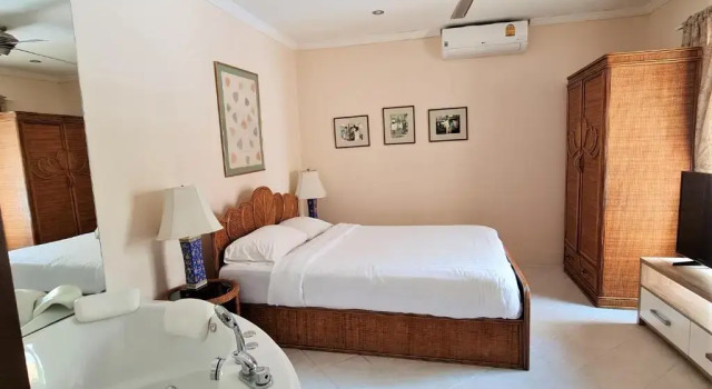 Вилла с 3 комнатами BUTTERFLY GARDEN BOUTIQUE RESIDENCE by Luxury View EX LG Apts and Villas, A Lifestyle Destination 1 to 3 bedroom units 110 to 190 sqmtr, 2 FULL Bathrooms, Rain shower, Complete kitchen, FREE Fast Fiber WIFI, 55" SMART TVs, 24-7 Staff, SPA BATH, FREE BBQ