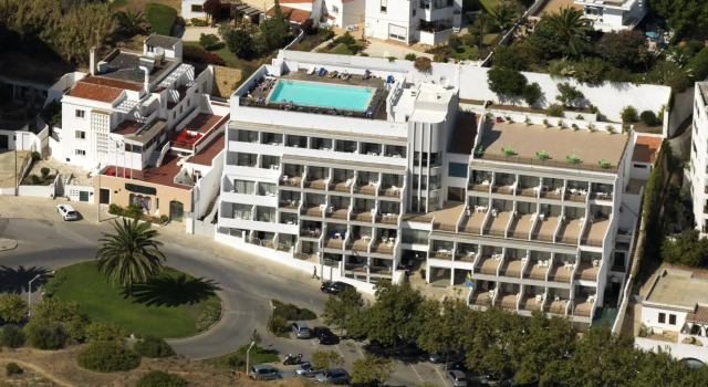 Carvi Beach Hotel