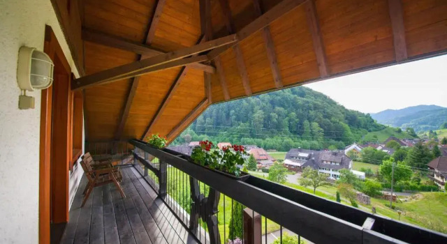 Семейный номер Standard с балконом Landhaus Langeck