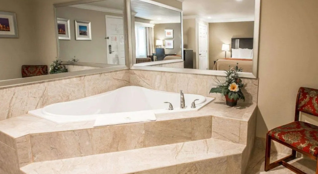 Двухместный номер Superior Quality Inn Downey
