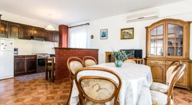 Apartments Ana