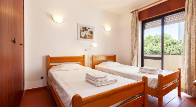 N 04 - Bedroom 4 in Amaro Sight Guesthouse, Varaa Hotelli Lagos Albufeira
