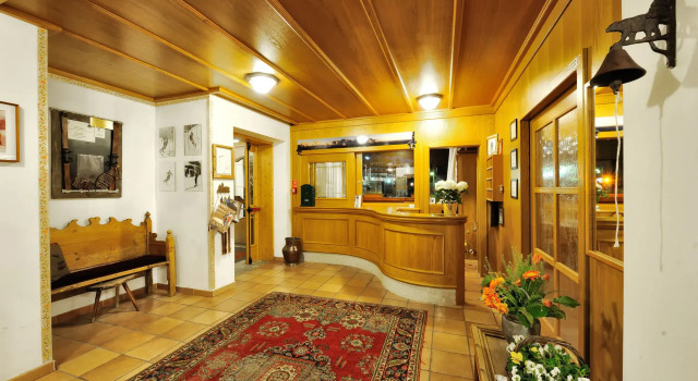 Hotel Montana
