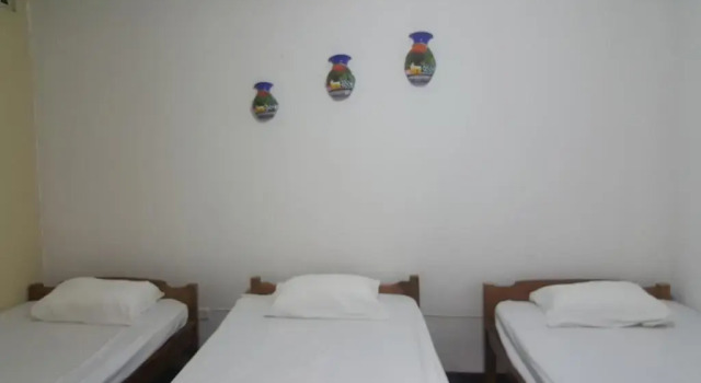 Трёхместный номер Standard с красивым видом из окна Hostal El Jardin