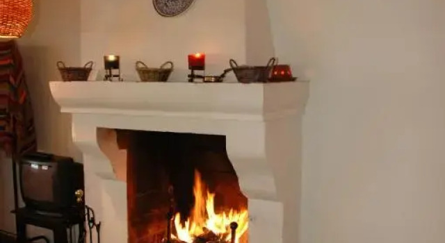 Loft con chimenea y terraza con vistas - Cal Caterino, Prenota Appartamento Montsonís 