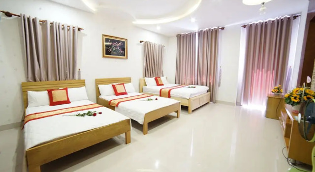 Кровать в общем номере Thanh Xuan Hotel