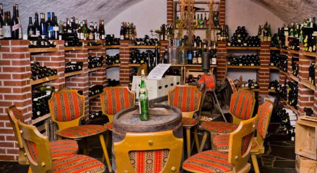 Kucher's Landhotel, Varaa Hotelli Hotellit ja majoitukset kohteessa Vulkan Eifel, Hotelli