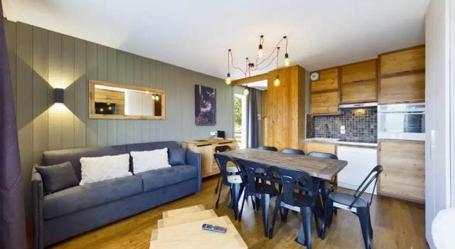 Appartement Montvalezan-La Rosière, 2 pièces, 8 personnes - FR-1-398-548, Забронировать Апартаменты/квартира Отели Ла-Розьер с парковкой, рядом с Горнолыжный курорт Ла Розьер, Парковка