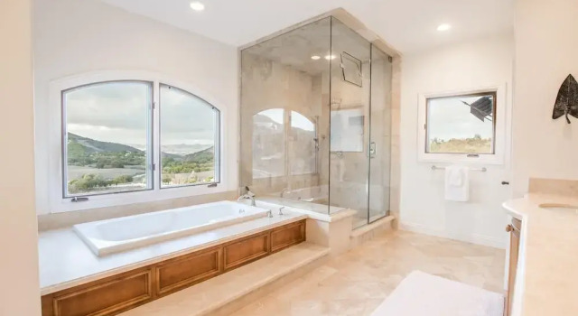 Casa del Arbol by AvantStay | Villa w/ Sunset Views | 5 Acres of Avocado Trees, Buchen Sie Villa Temecula Kalifornien