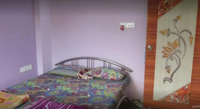 Vasant Villa 4BHK, Varaa Villa Hotellit New Delhi uima-altaalla, Uima-allas