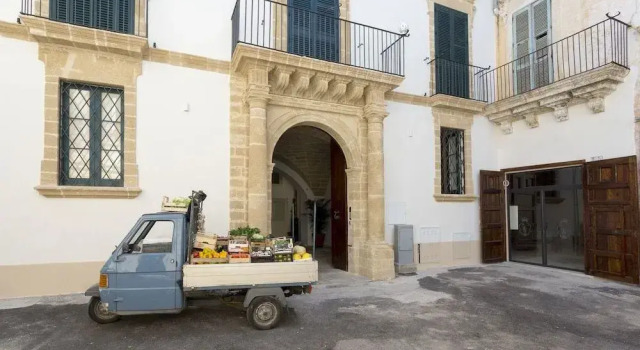 Dimora storica Briganti, Book Bed and Breakfast Hotels in Gallipoli with Parking, Parking