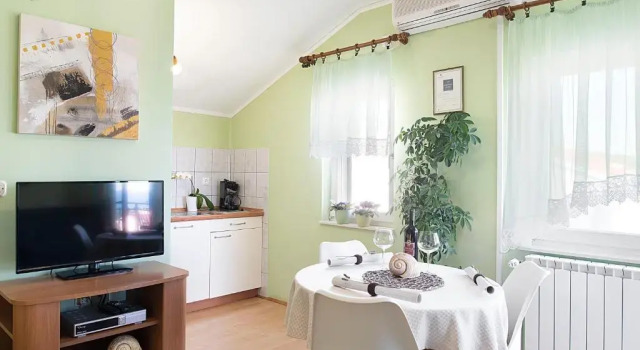Апартаменты с балконом Jimy Apartments