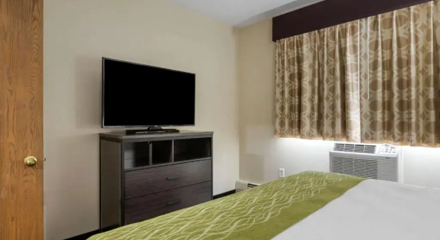 Двухместный люкс c 1 комнатой Rodeway Inn Grandville - Grand Rapids