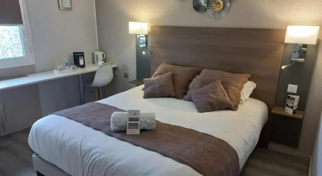 Номер Superior Contact Hôtel ALYS Bourg en Bresse Ekinox Parc Expo