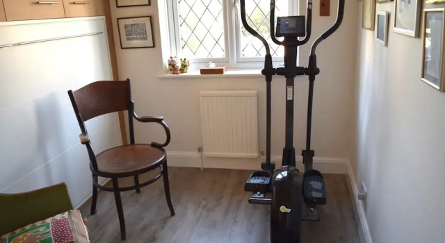 2 Bedroom Garden House in Tooting
