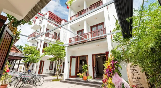 Кровать в общем номере ON Villas