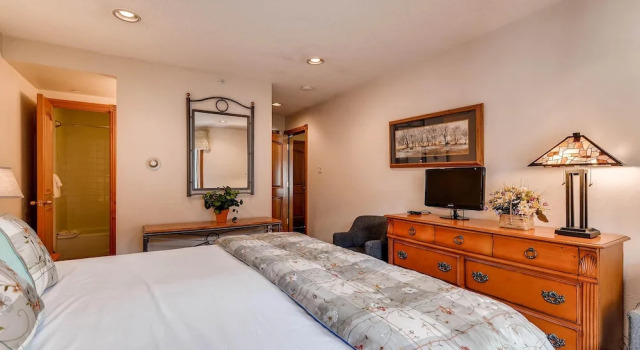 Westwind 406 2BD 2BA Gold Condo, Забронировать Апартаменты/квартира Отели Вейл с парковкой, Парковка