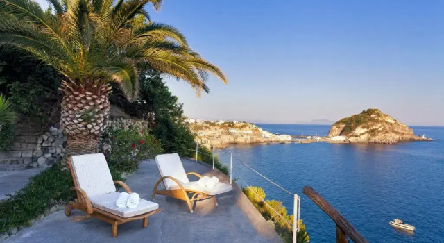 Апартаменты с 2 комнатами с видом на море Costa Del Capitano Seaside Villas