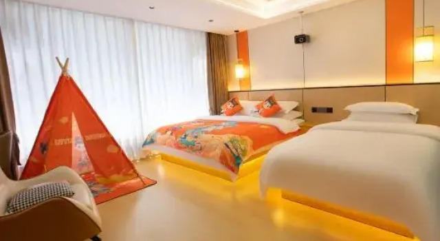 Yuling Yungang Hotel (Kangding Love Song Square)