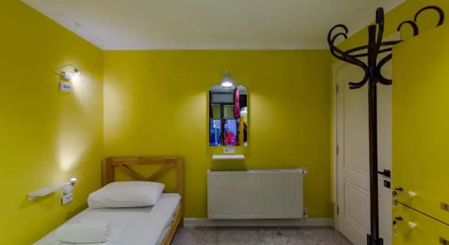 Кровать в общем номере Batumi Surf Hostel