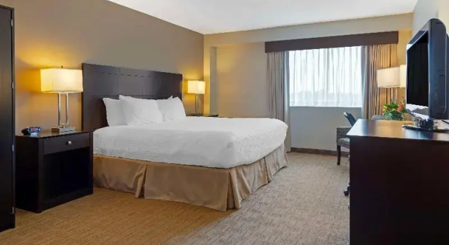 Двухместный номер Standard с балконом Best Western Pembroke Inn & Conference Centre