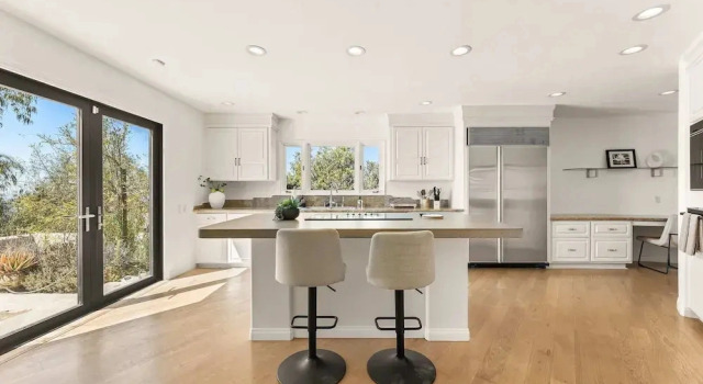 Allura Hollywood Hills LA s Most Incredible Views