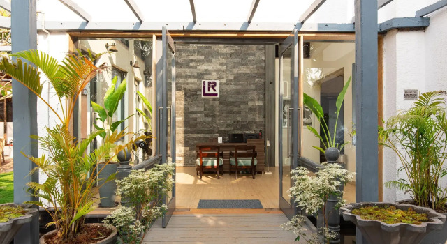Living Room by Seasons Hotels