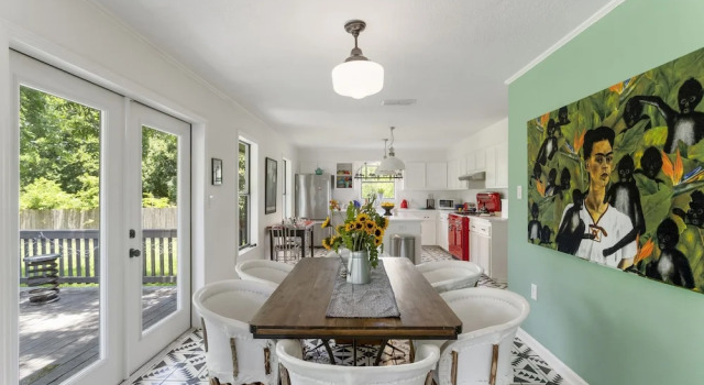 The Tire Swing - Modern 3BD - Gourmet Kitchen - Awesome Local