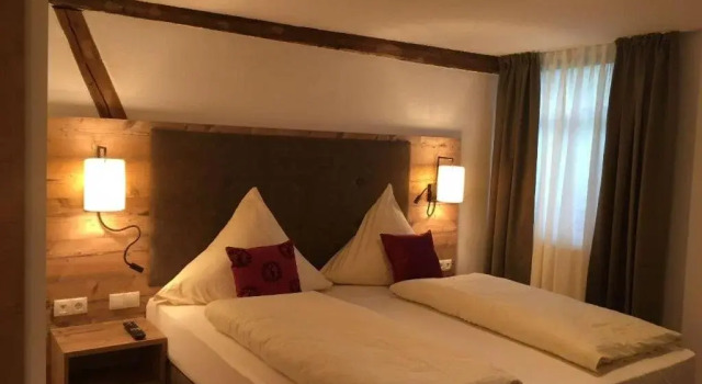 Alpengasthof zur Post, Rezervovat Hotel Hotely v Tyrolsko se snídaní, Snídaně