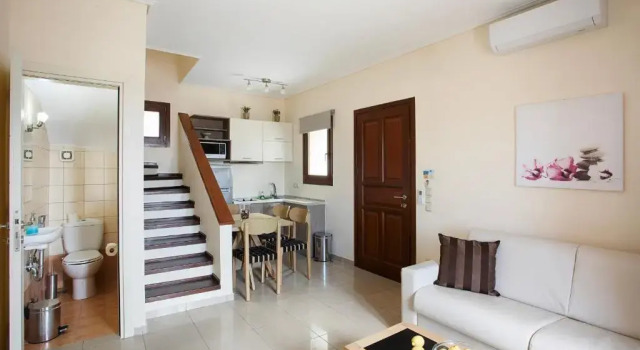 Коттедж c 1 комнатой Aithra -Agios Petros Andros