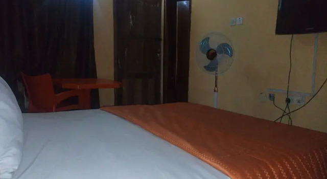 Offshoreroomz Hotel, Book Hotel Ikeja 