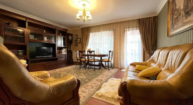 Apartament Boem în Inima Oraşului Craiova, Prenota Appartamento Hotel a Craiova con parcheggio, Parcheggio