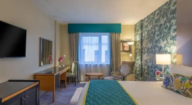 Двухместный клубный номер Executive Crowne Plaza Dublin Airport by IHG