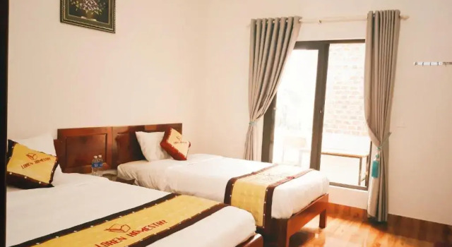 Трёхместный номер Standard с балконом Loren Homestay