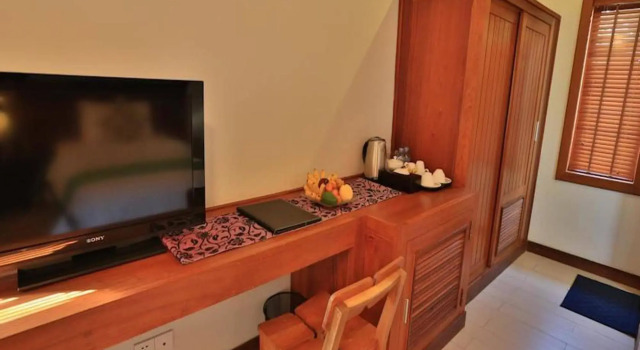 Mayura Hill Resort